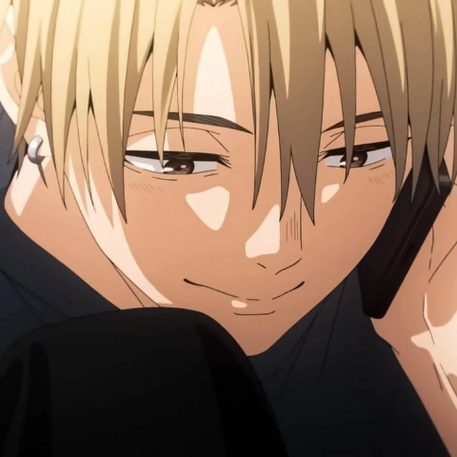 Tsumugi Rintaro nổi bật với phong thái cuốn hút